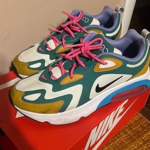 Nike Air Max 200 Mystic Green